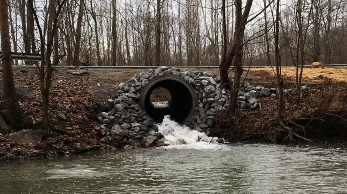 Culvert Installer in Clarksville. Lee's Excavation LLC serving Tennessee & Kentucky.