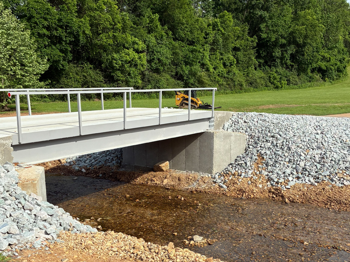 Bridge Builder in Clarksville. Lee's Excavation LLC serving Tennessee & Kentucky.